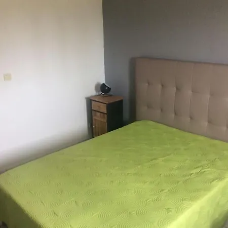 Jolie Petite Climatisee Proche De La * Torreilles